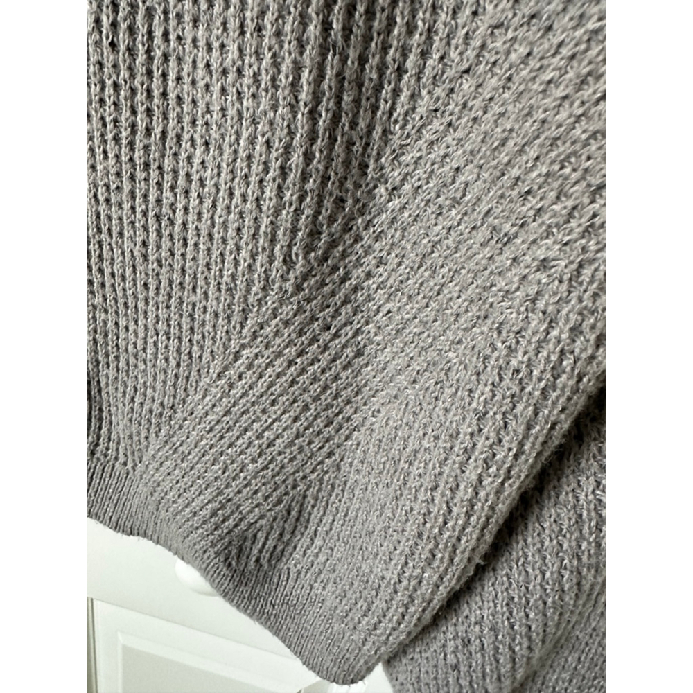 a.n.a a new approach Gray V-Neck Sweater M - Picture 4 of 5